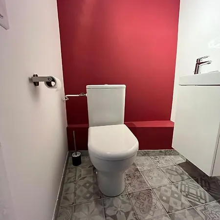 Les Vans - Charmant Appartement Au Coeur Du Village Exterior photo